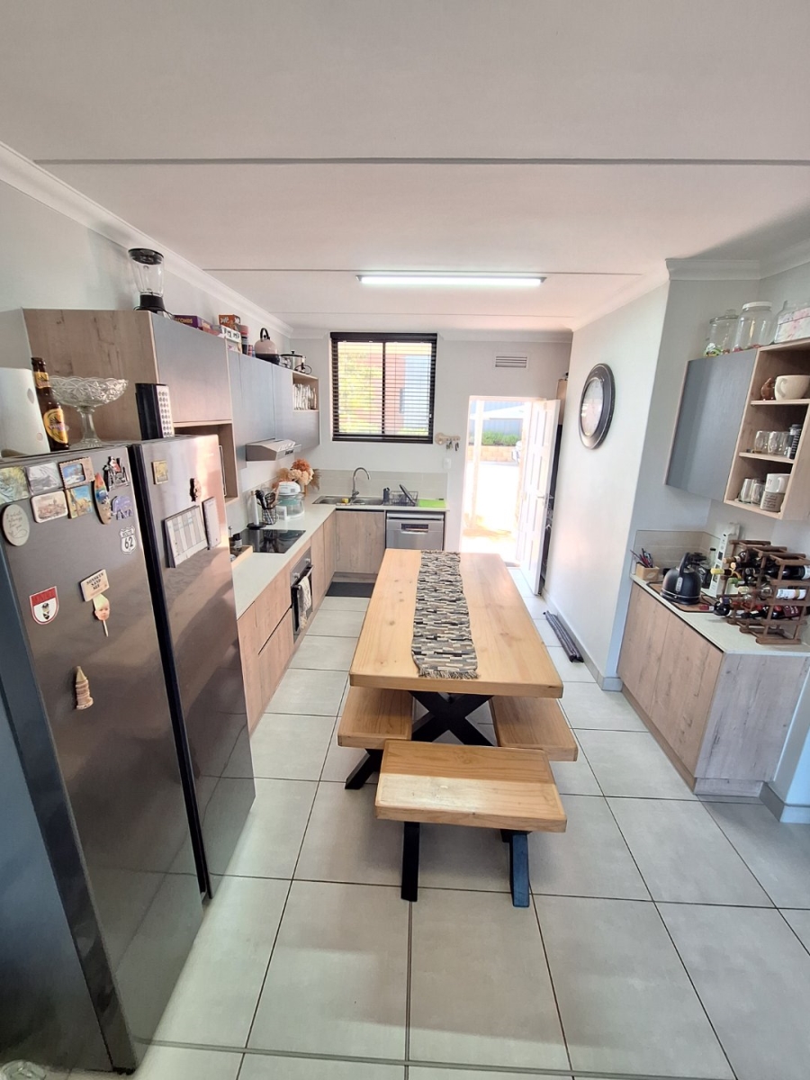2 Bedroom Property for Sale in Vredekloof Western Cape